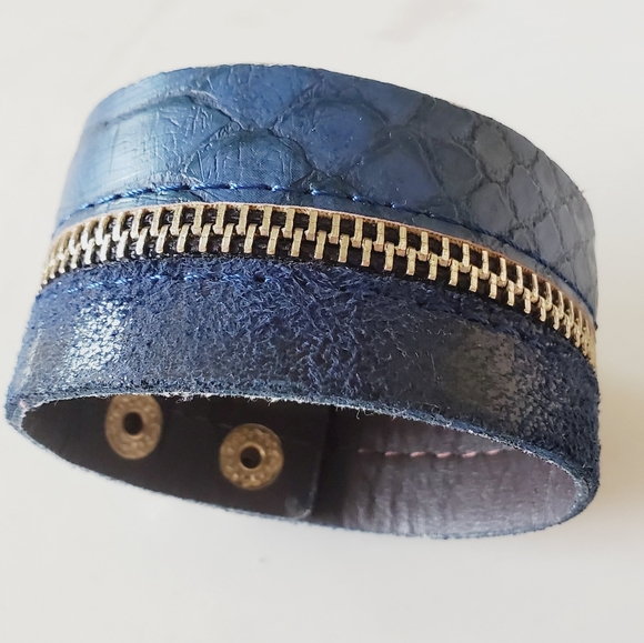 Leather Cuff - Picture 3 of 12
